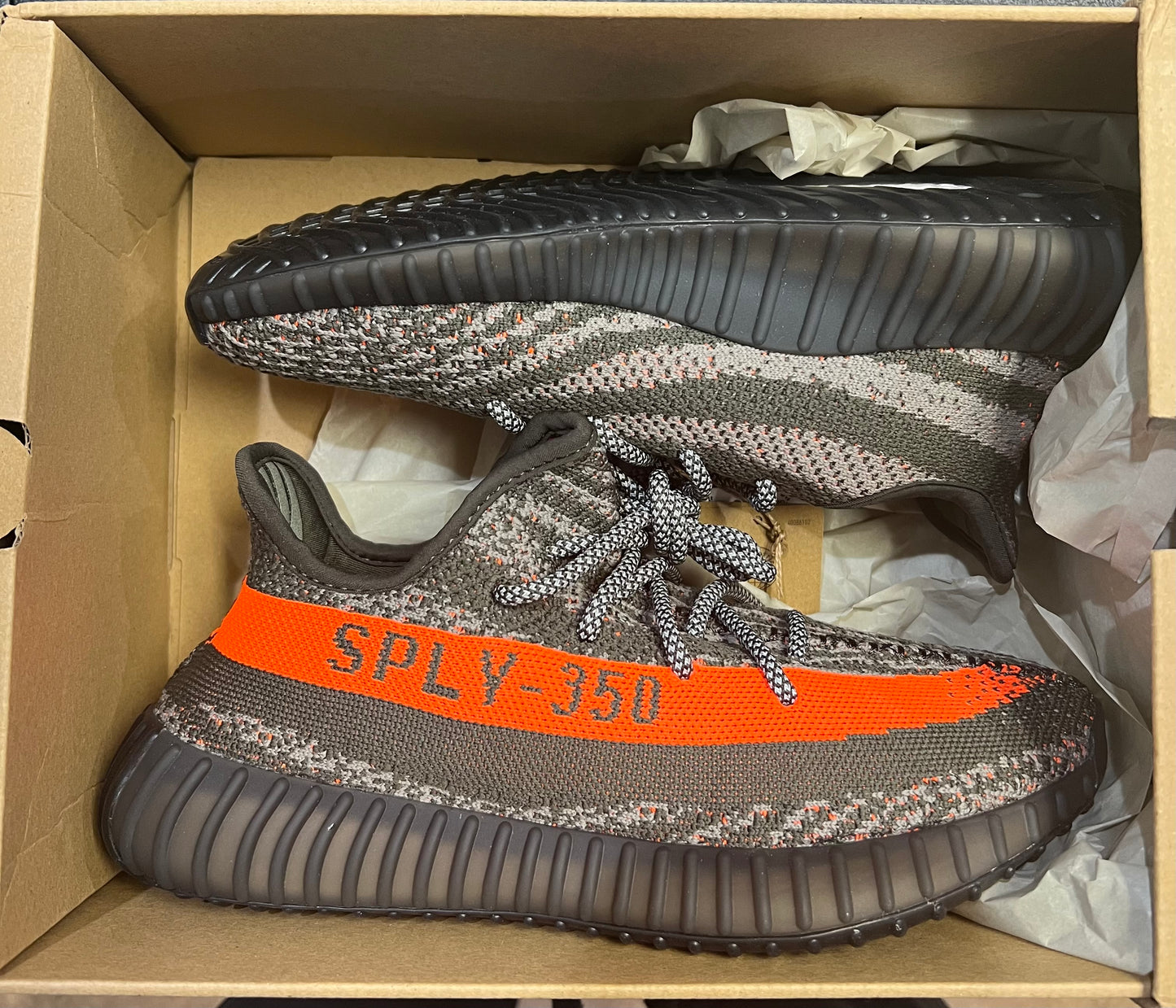 Adidas Yeezy Boost 350 V2 Carbon Beluga Size 6.5M (8W)