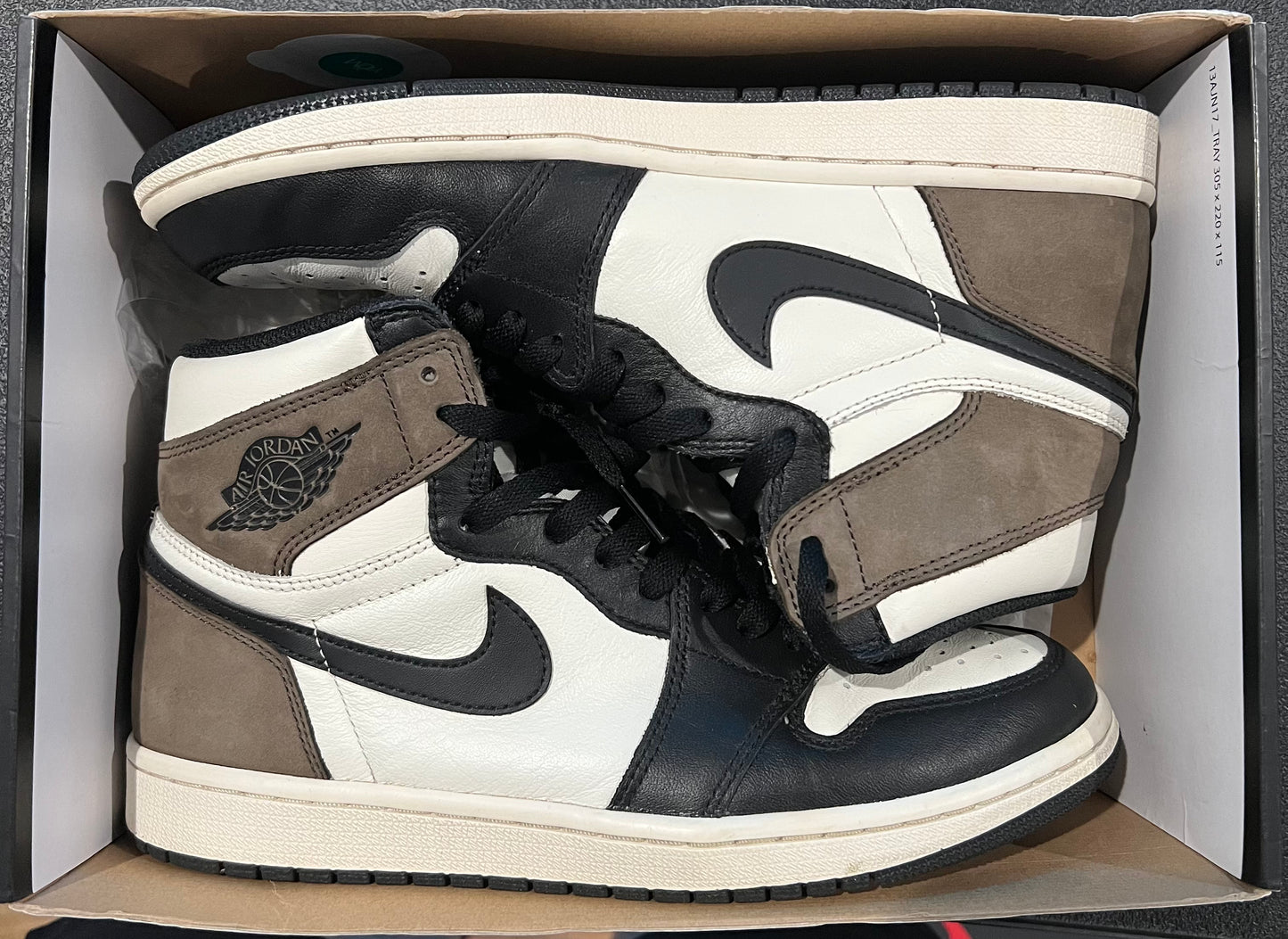 Jordan 1 High Mocha Size 9.5M